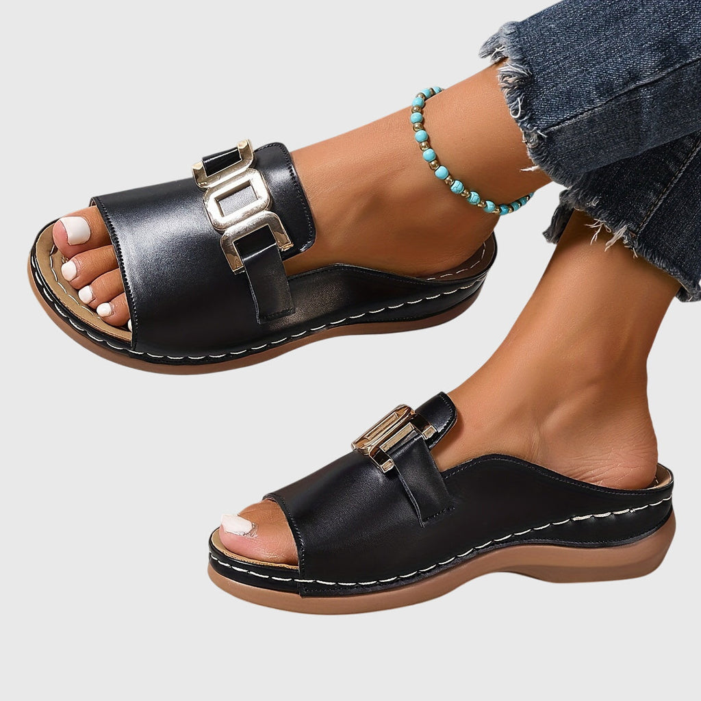 Estelle | Buckle Sandals